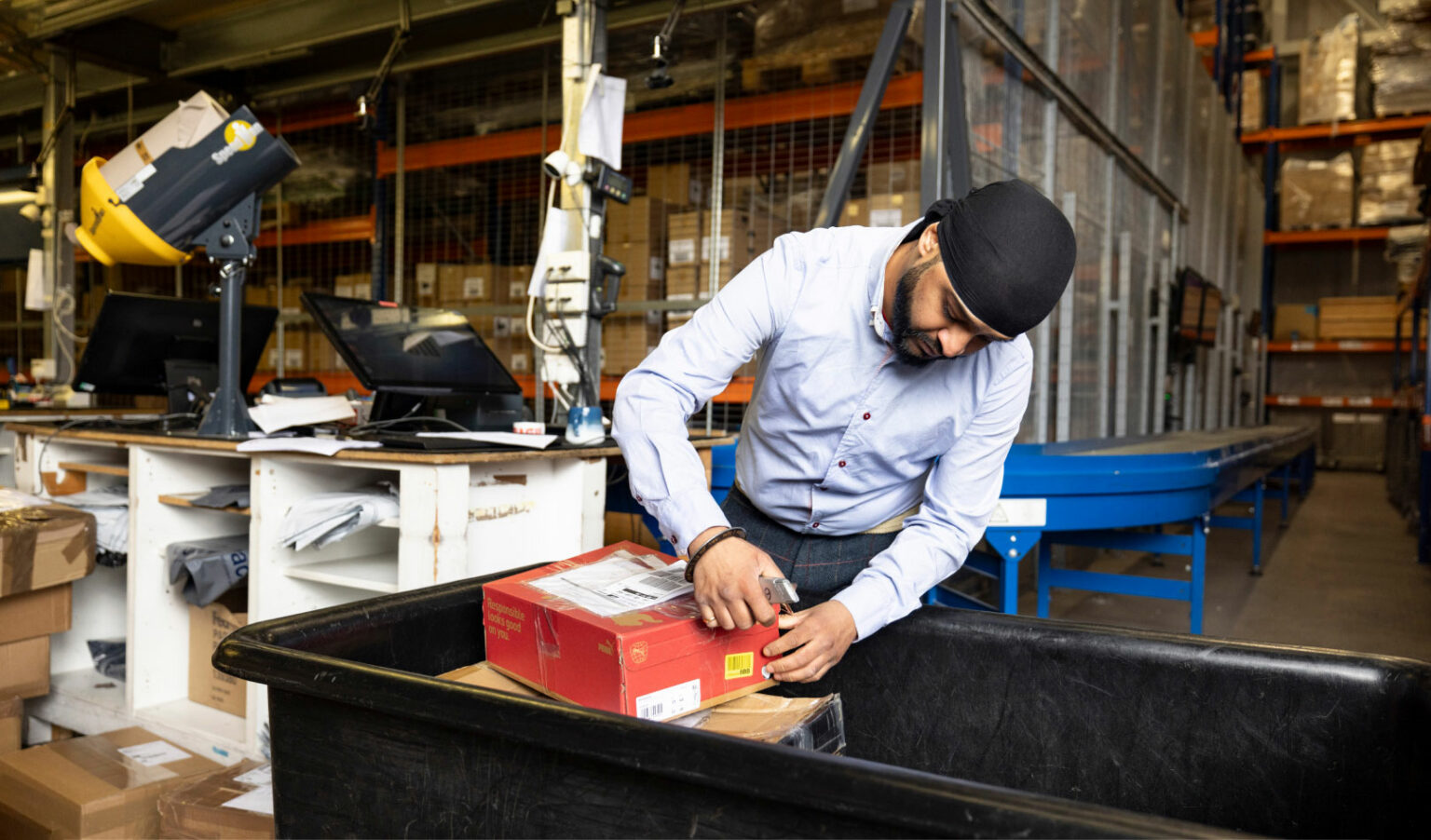 International Courier & Logistics Solutions for Time-Critical Business Deliveries