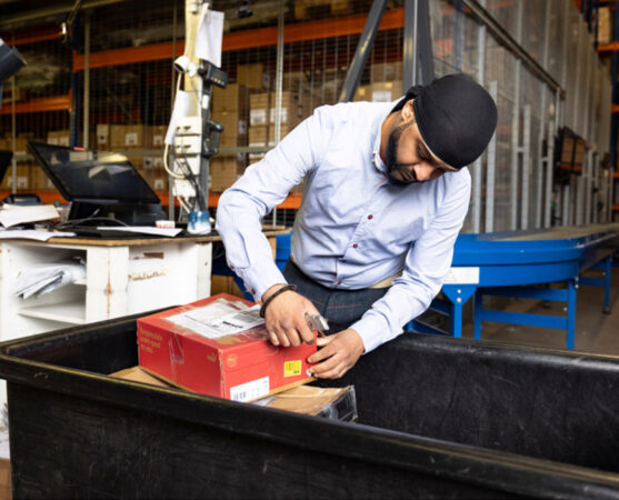 white glove delivery