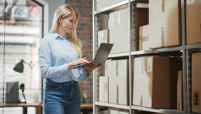 Retail and luxury courier services visual